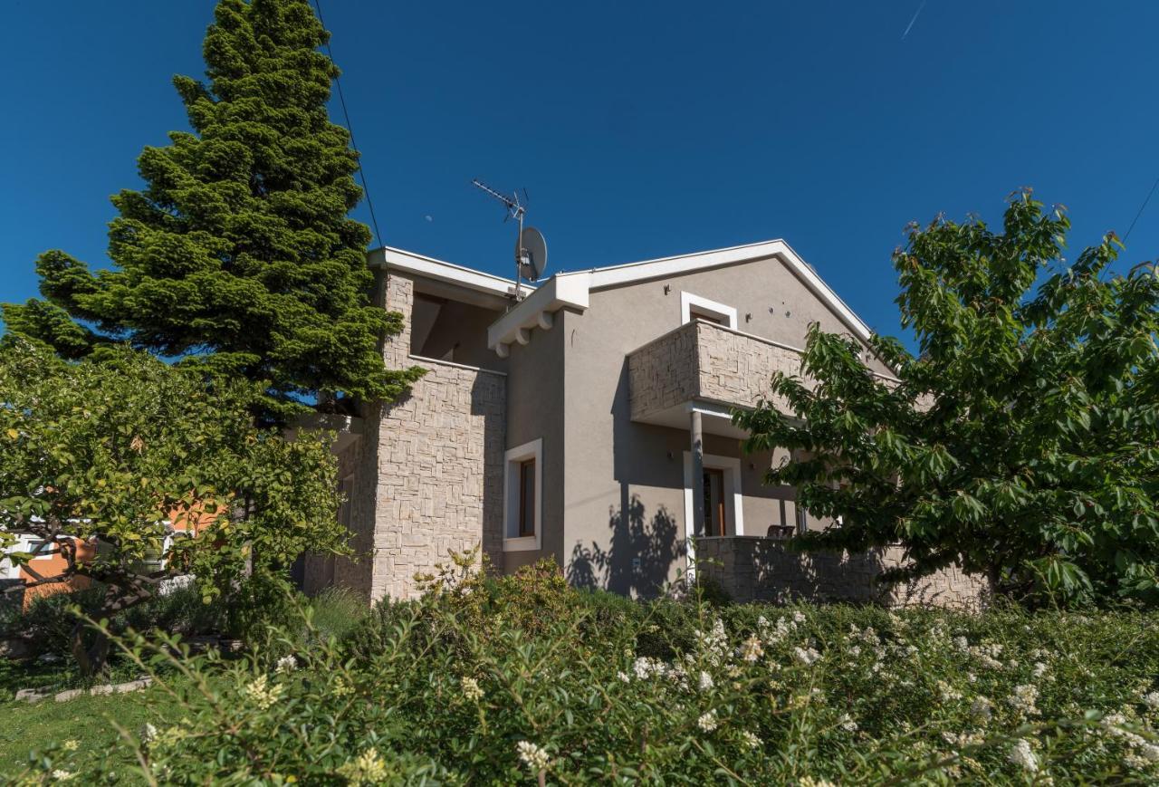 Villa Lucica טרוגיר מראה חיצוני תמונה